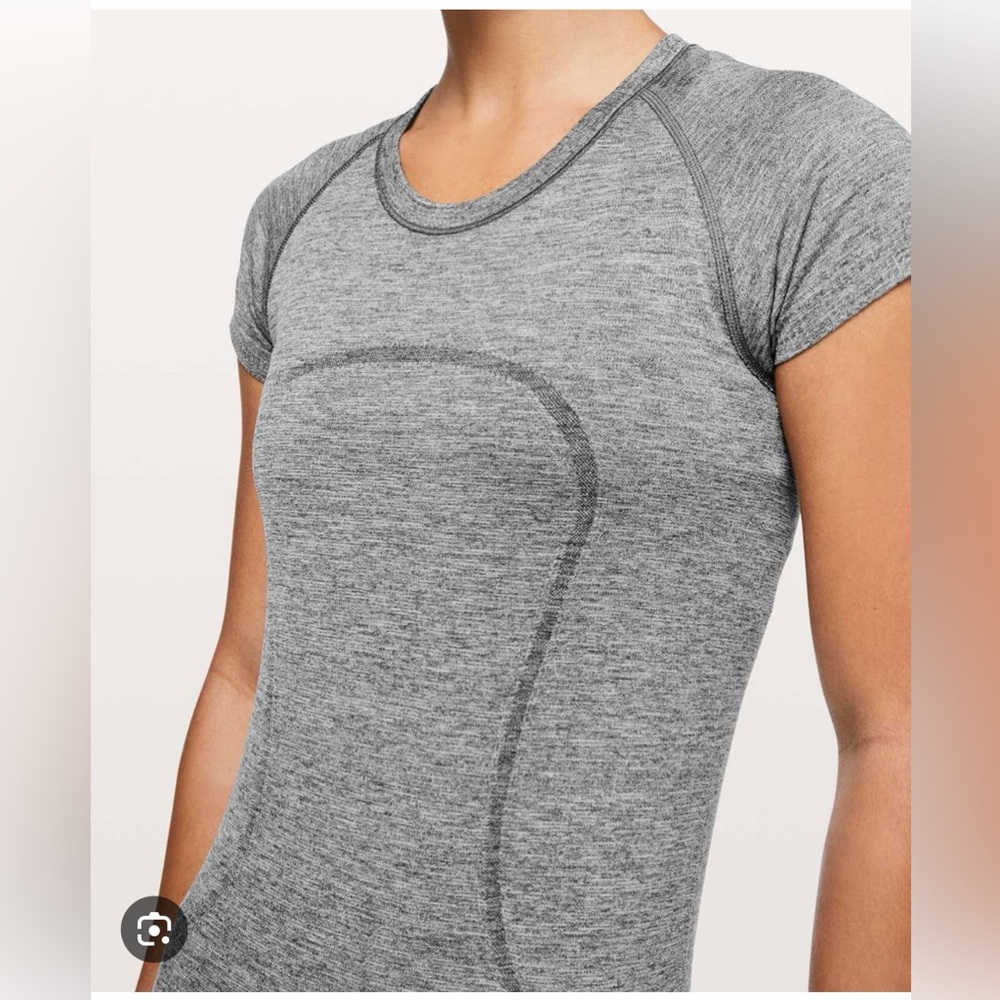 ✨NWT ✨Lululemon Athletica Swiftly Tech 2.0 Short Sleeve Tee Sparkle BLK/WHT Sz 8